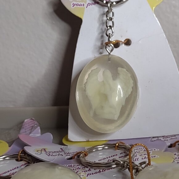 Lot Of 6 Angel Keychains - Picture 4 of 6
